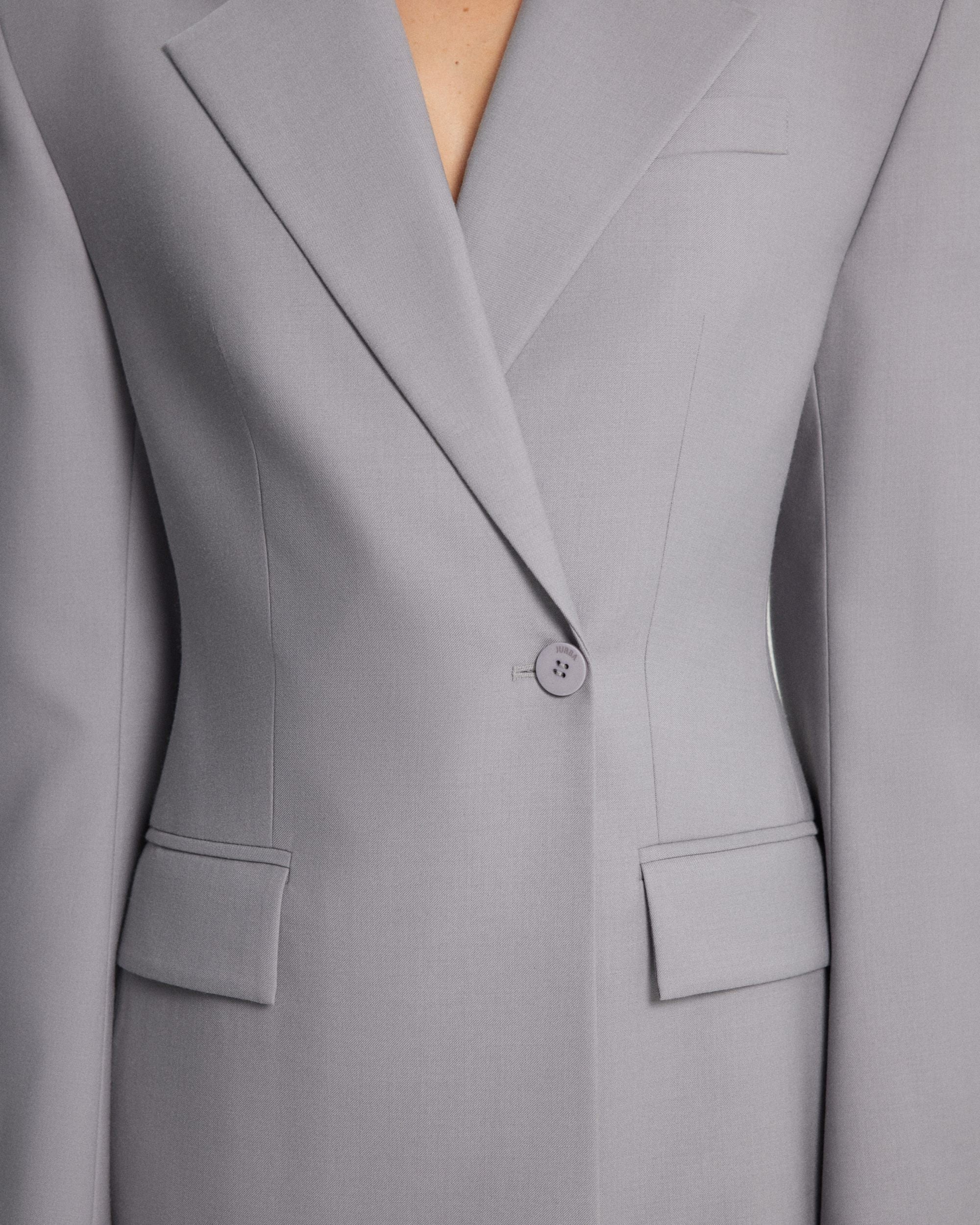 Двубортный приталенный жакет_6