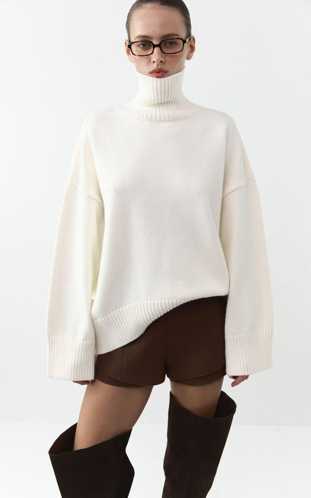 AMI Wool Blend Turtleneck Oversize Sweater