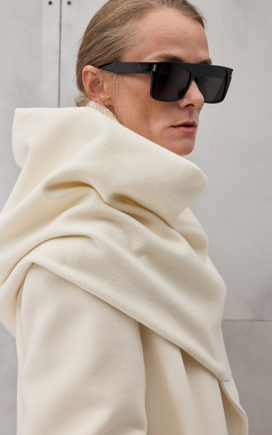 BOYFRIEND’S Coat with Removable Scarf-Cape