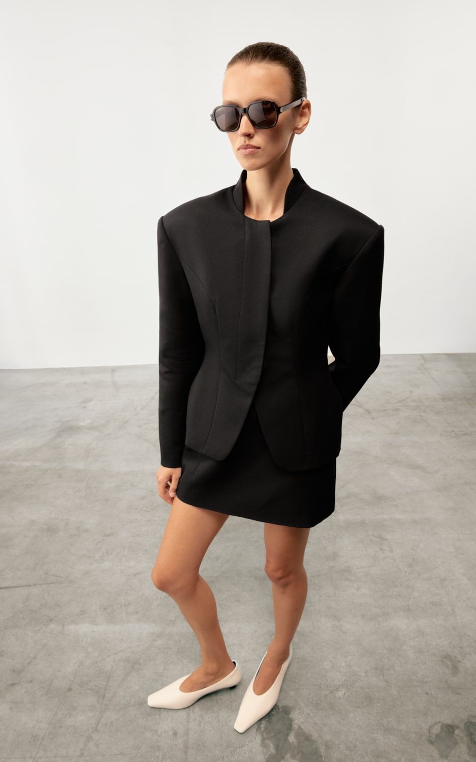 SIA Collarless Fitted Blazer