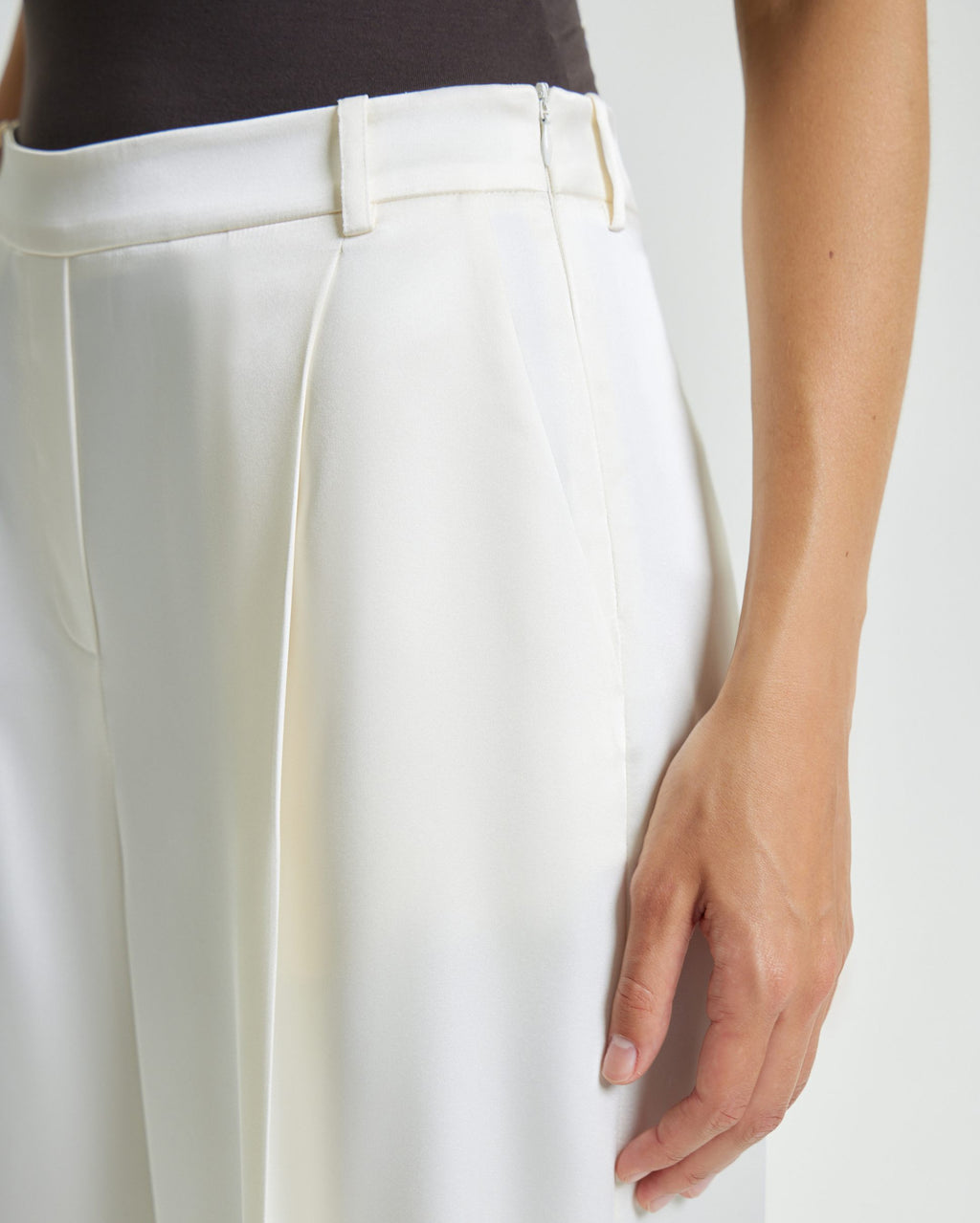 Брюки палаццо из струящейся ткани_5