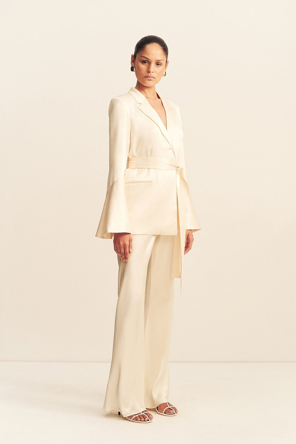 LA LUNE FLARED SLEEVE BELTED BLAZER - CREAM