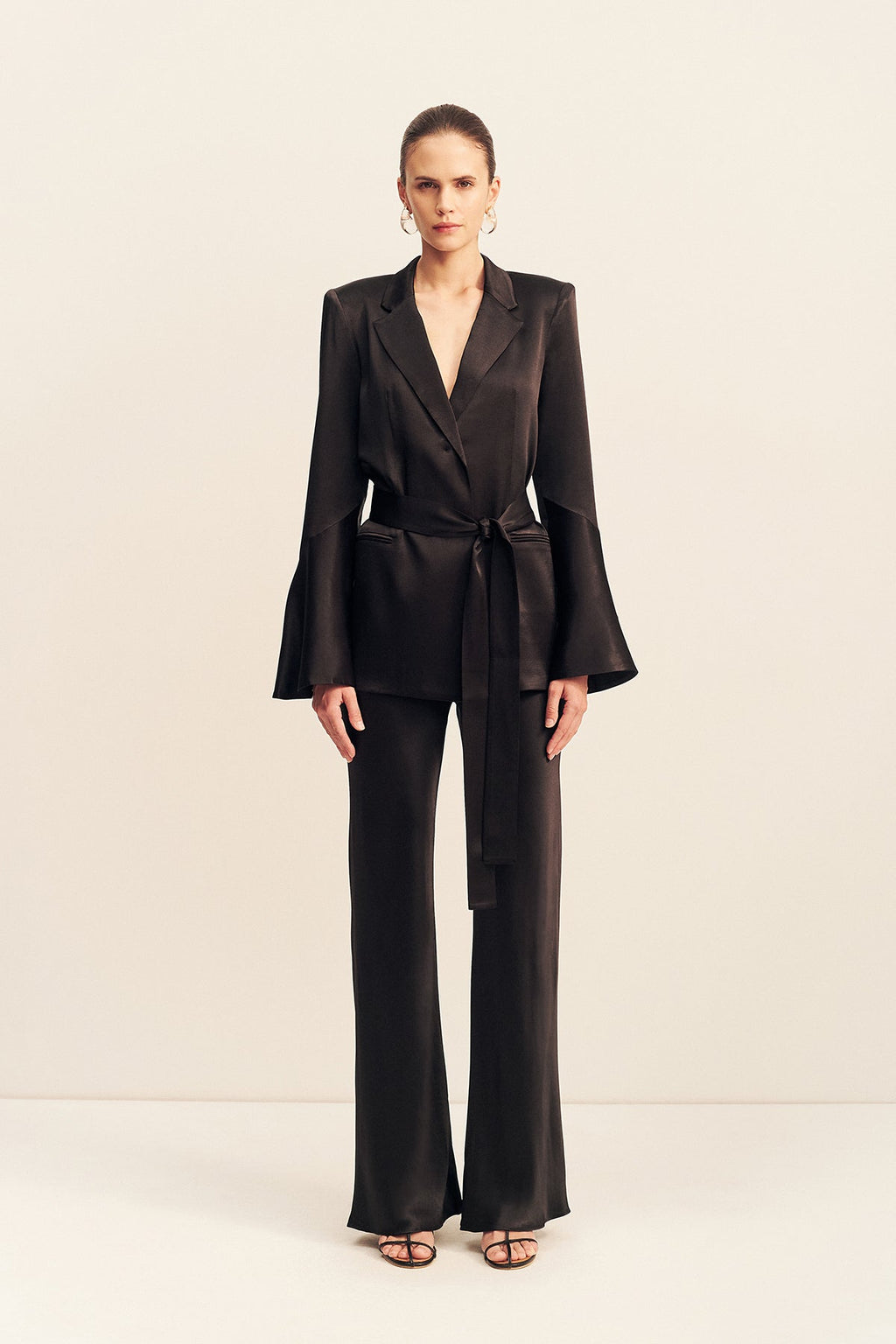 LA LUNE FLARED SLEEVE BELTED BLAZER - BLACK_F