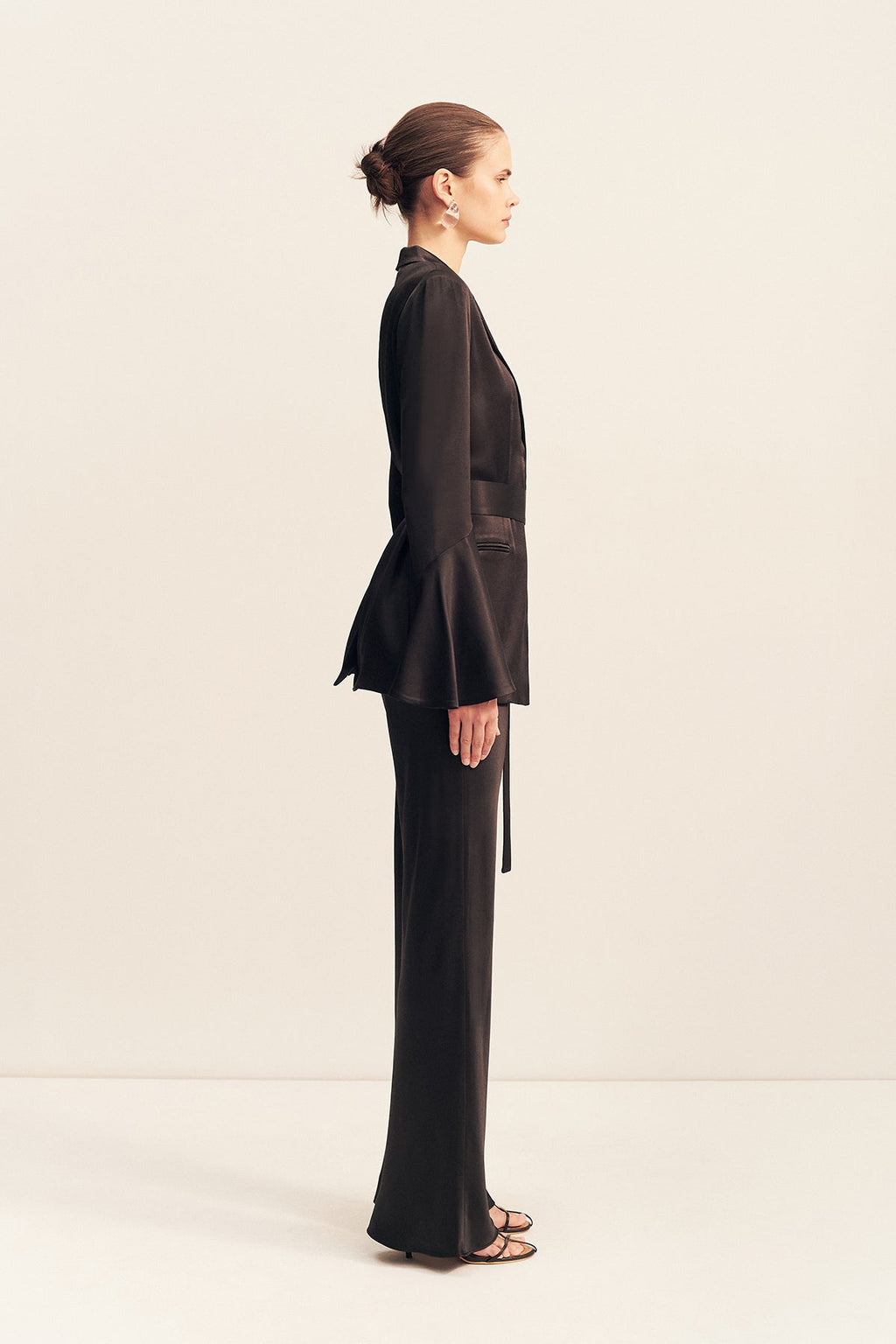 LA LUNE FLARED SLEEVE BELTED BLAZER - BLACK