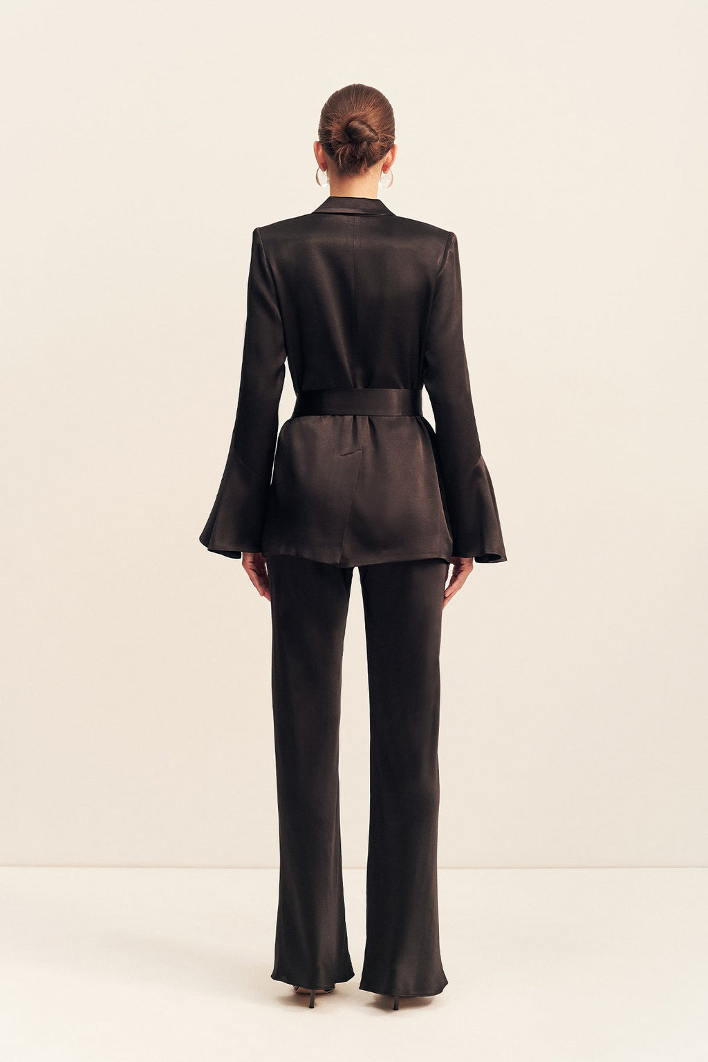 LA LUNE FLARED SLEEVE BELTED BLAZER - BLACK