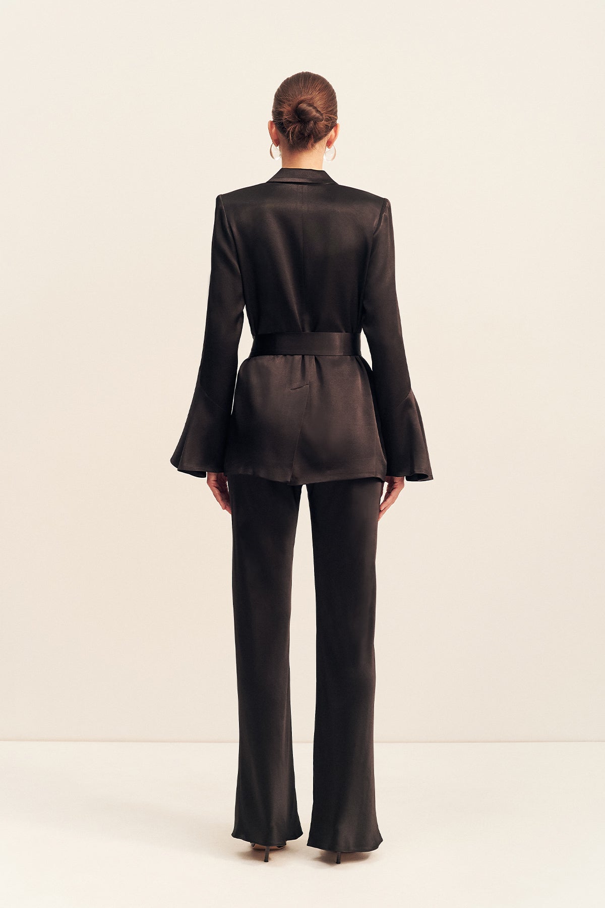 LA LUNE FLARED SLEEVE BELTED BLAZER - BLACK