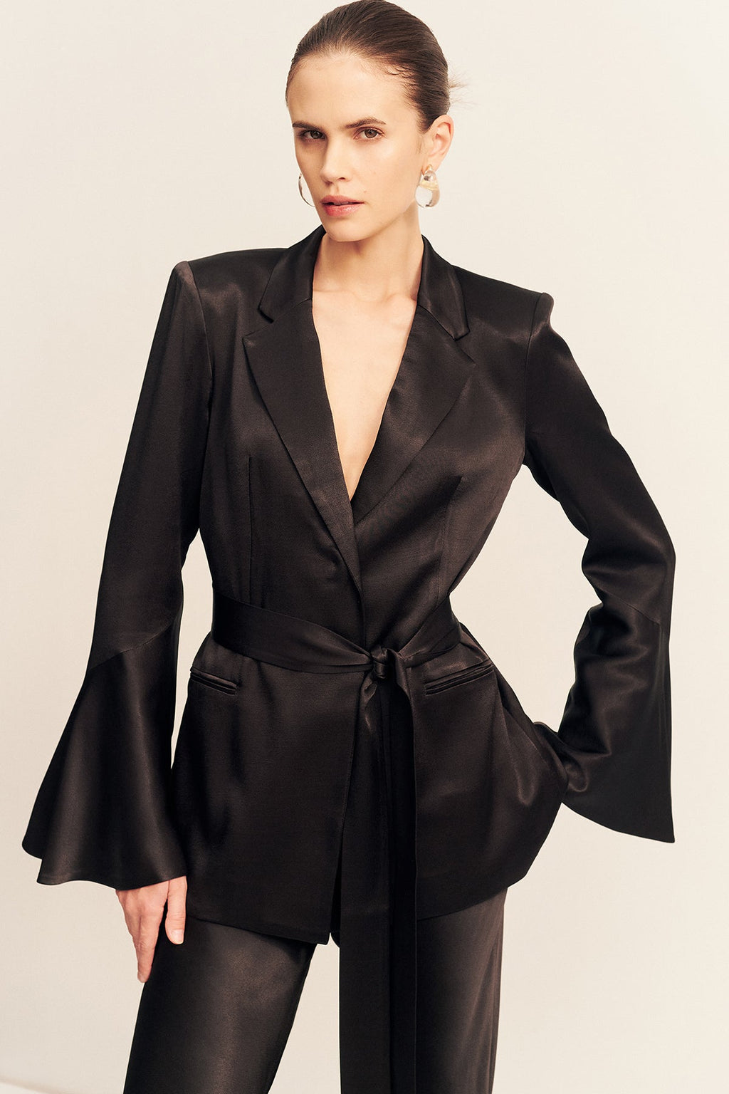 LA LUNE FLARED SLEEVE BELTED BLAZER - BLACK