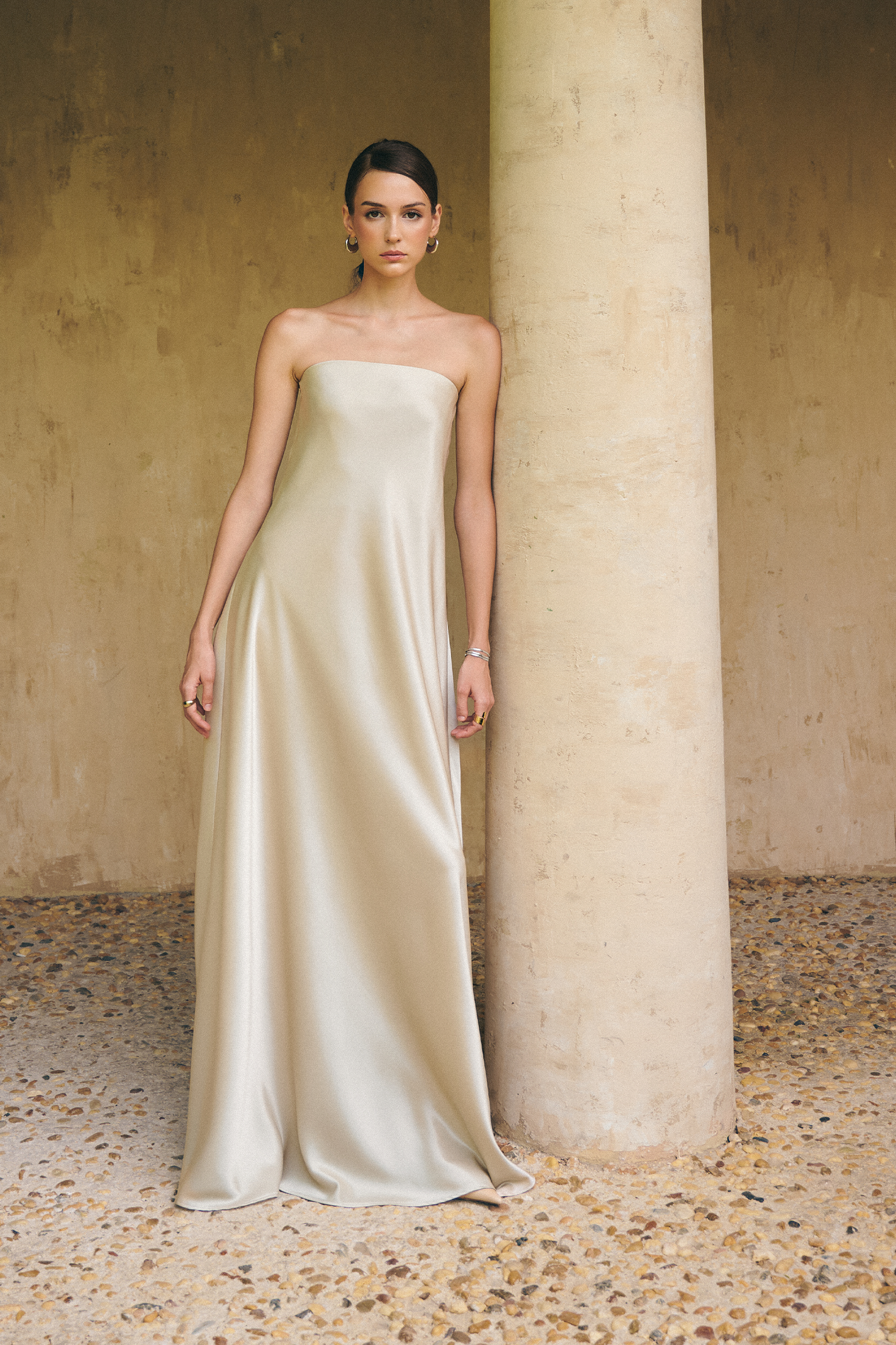 NAOMI STRAPLESS GOWN - BEIGE