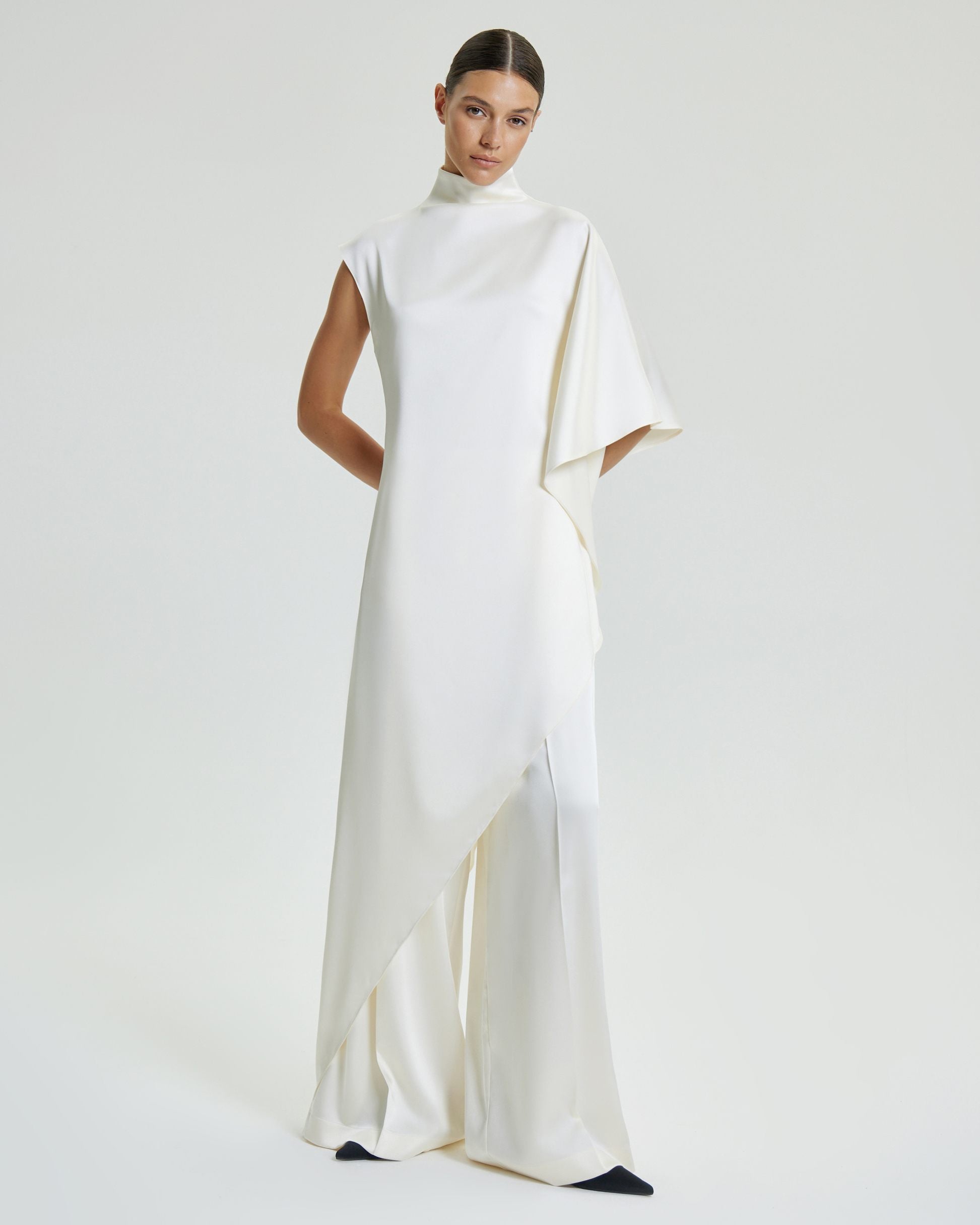 Платье асимметричное из струящейся ткани_3