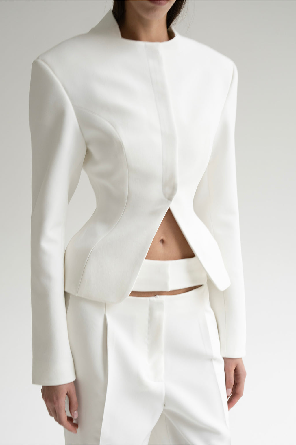 приталенный жакет