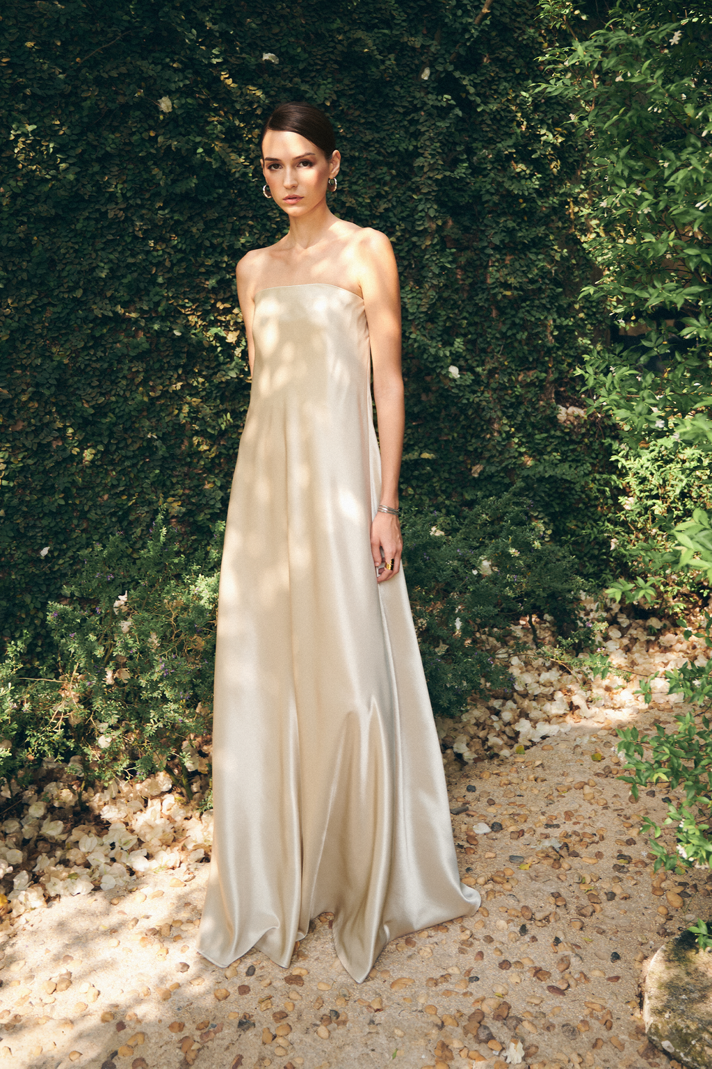 NAOMI STRAPLESS GOWN - BEIGE