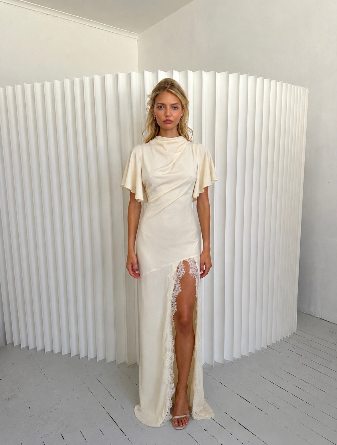 Anaya Lace Maxi Dress - Apricot