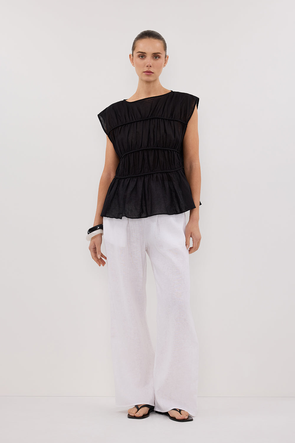 FLYNN BLACK LINEN TIERED TOP