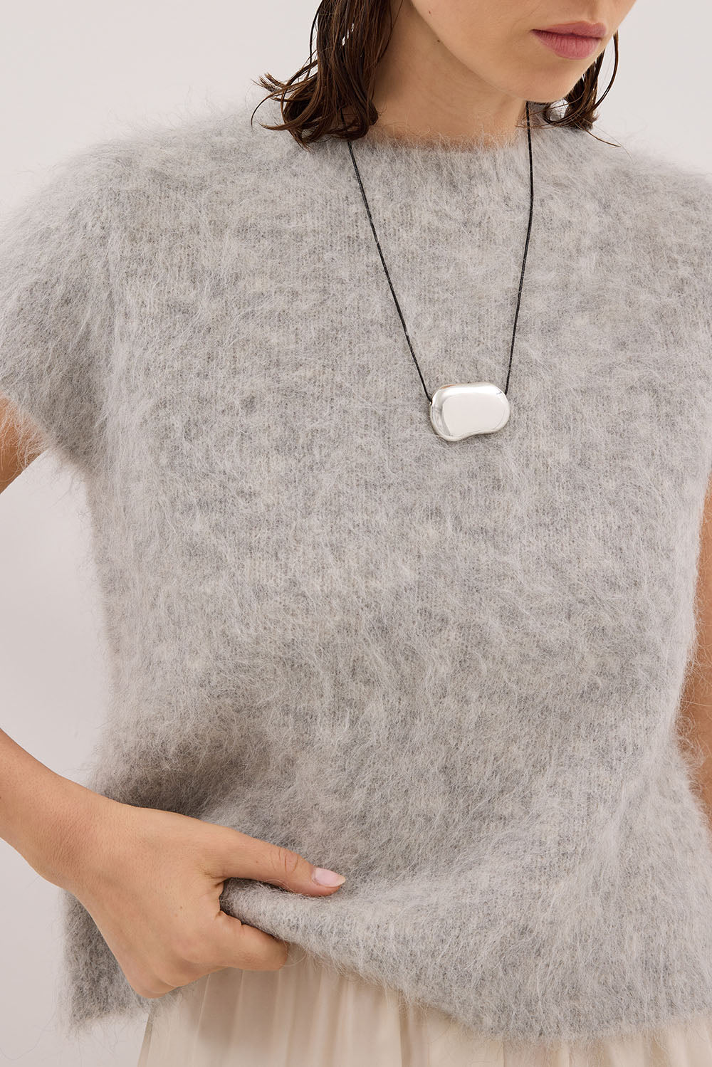 SALMA SILVER CAP SLEEVE KNIT TOP