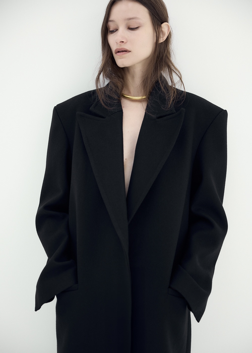 Classic Wool Coat in black