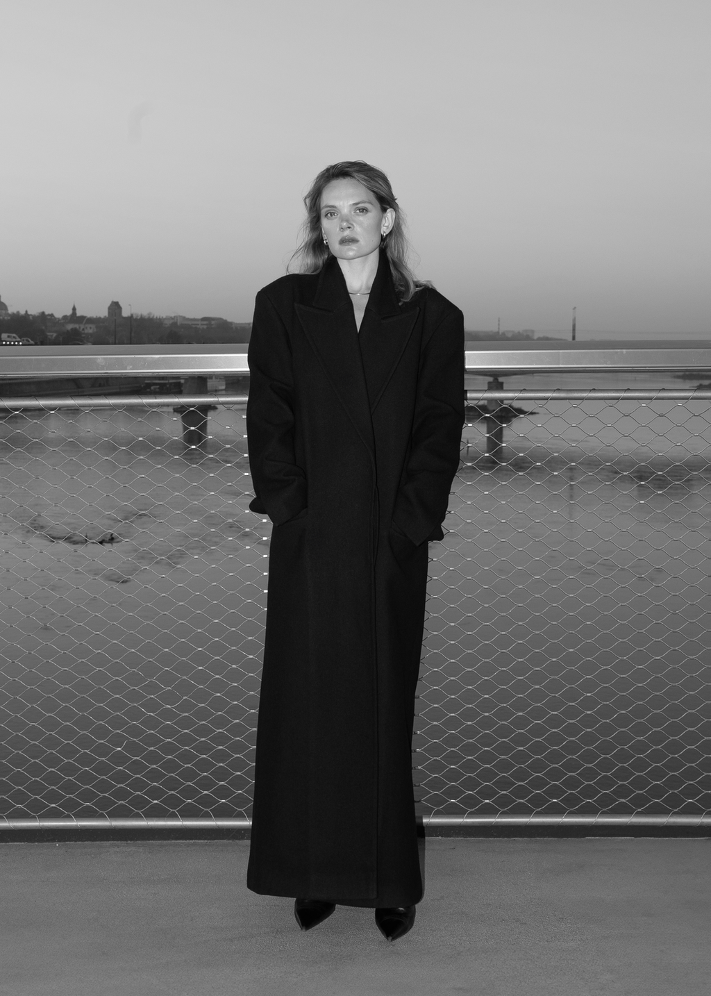 Classic Wool Coat in black