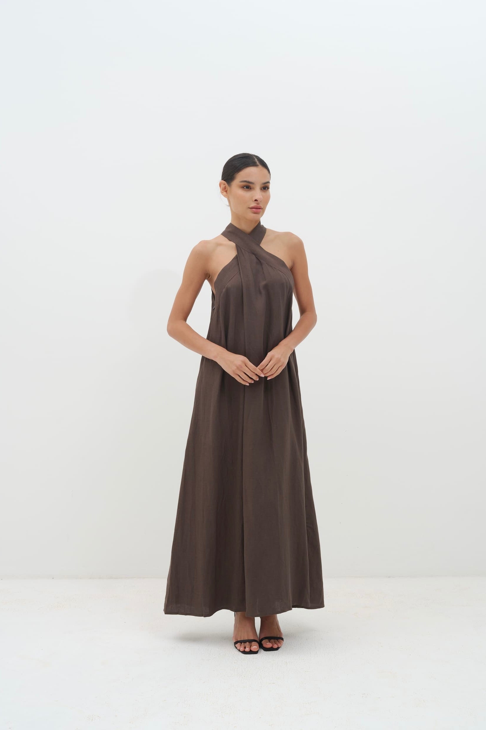 Mélina Crisscross Linen Maxi Dress
