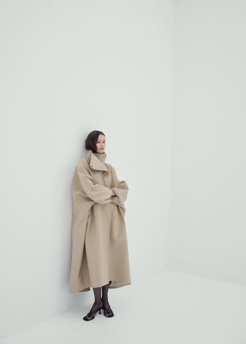 Signature Mia Coat in beige