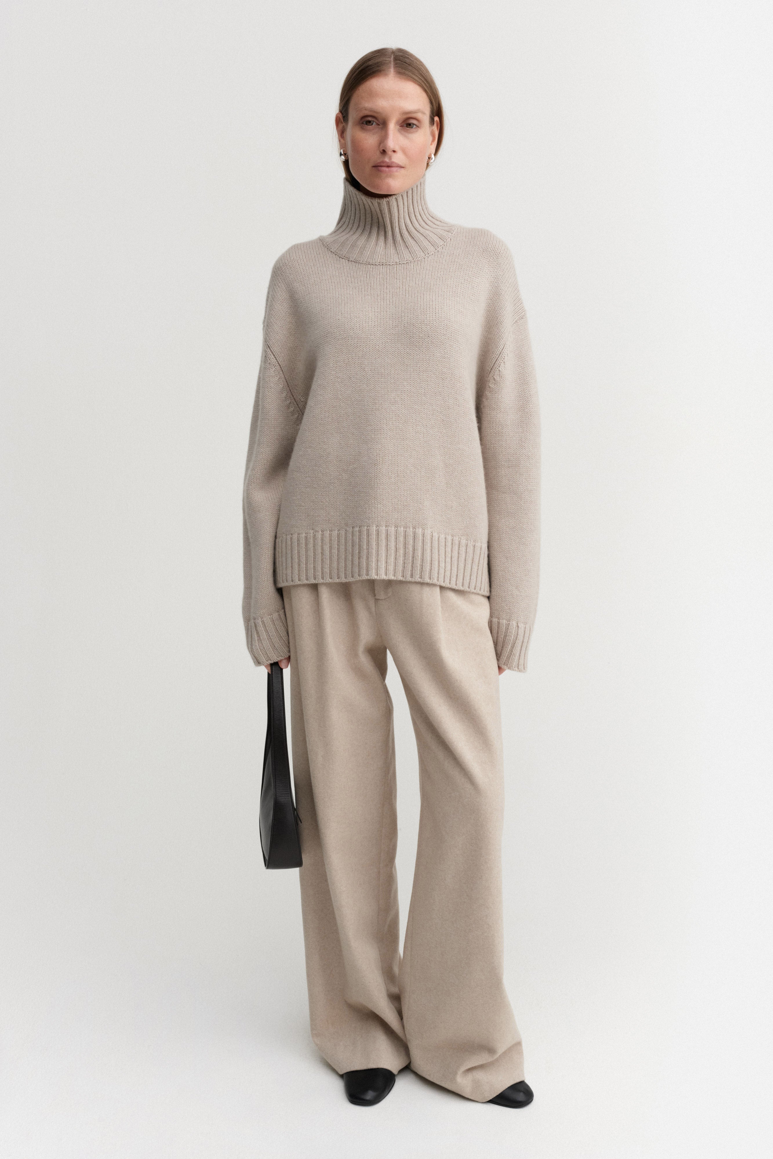 Nola Turtleneck Sweater, taupe