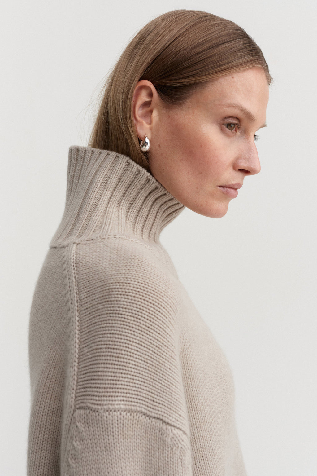 Nola Turtleneck Sweater, taupe