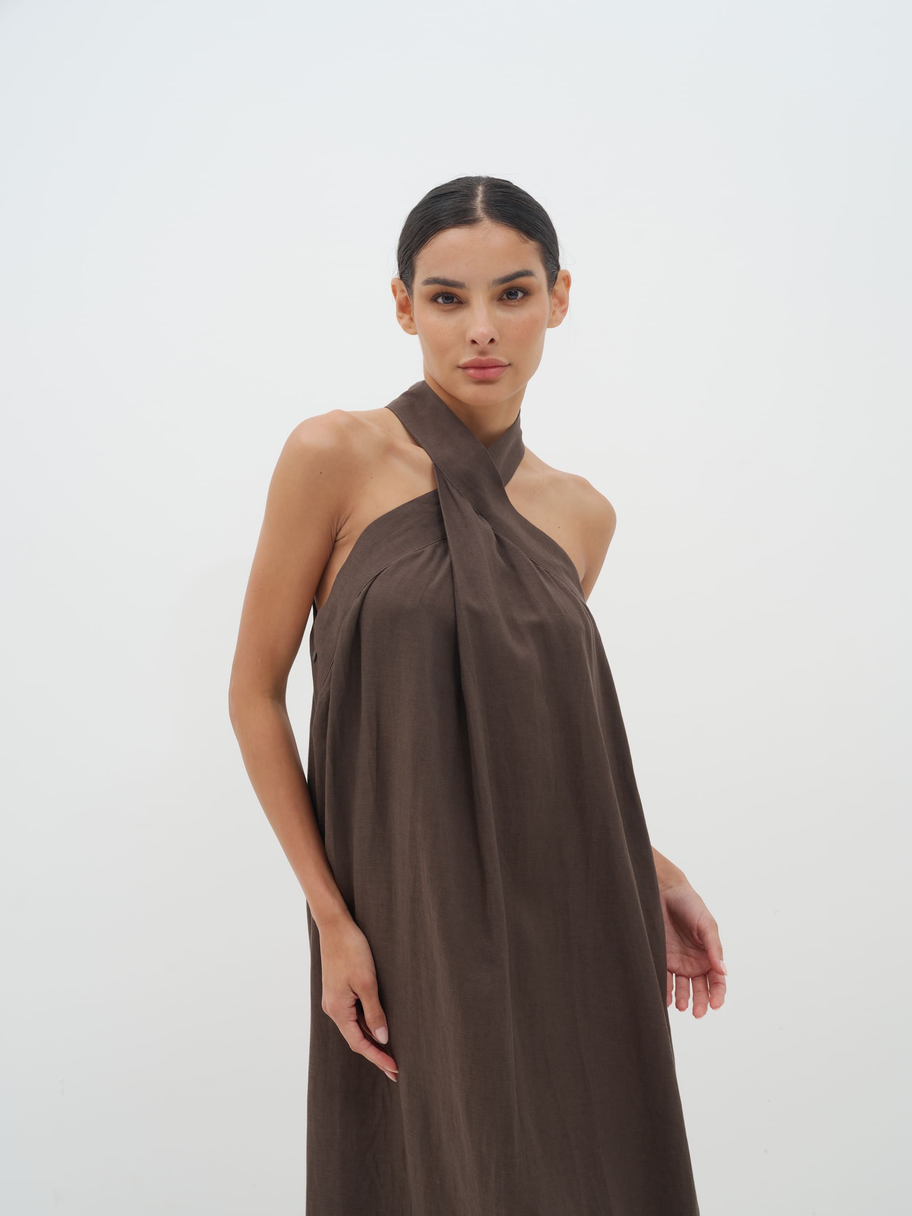 Mélina Crisscross Linen Maxi Dress