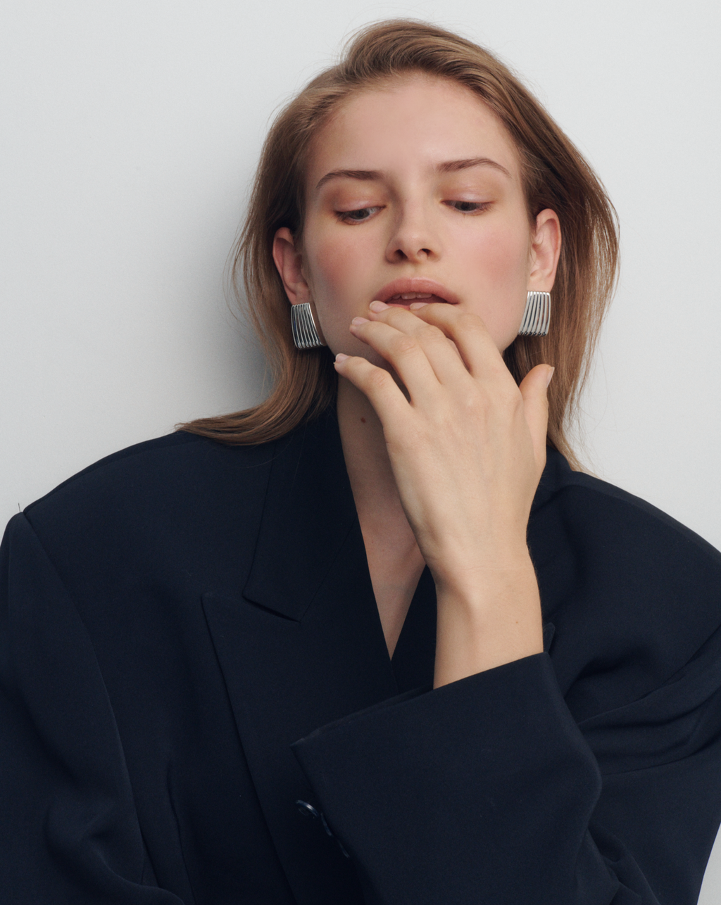 RIBBED MAXI EARRINGS