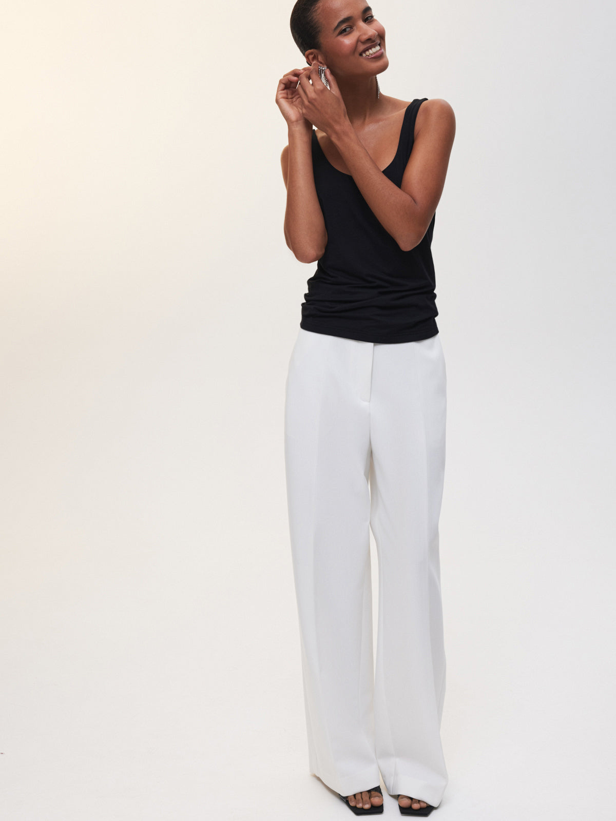 White Spell High-Waisted Fitting Trousers