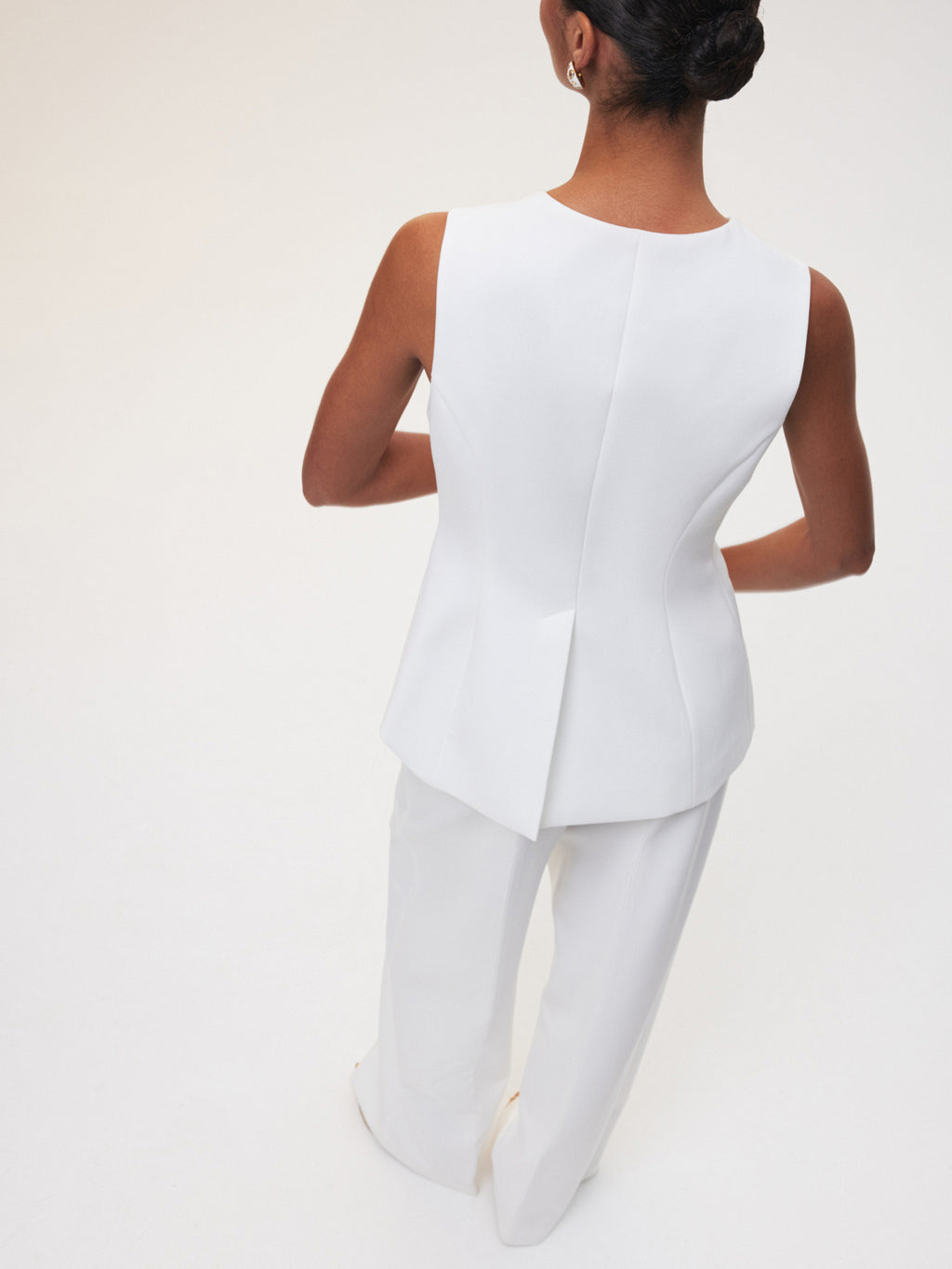 White Spell Elegant Vest