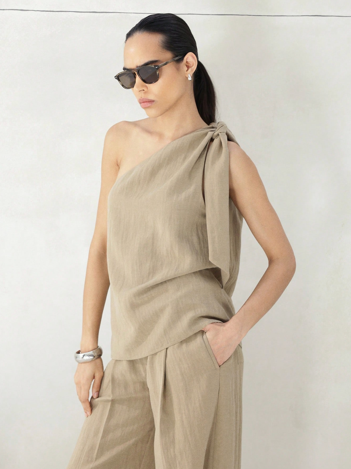 Kami Linen Blend Top