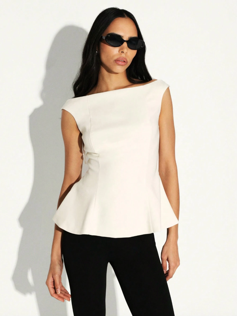Mila Boatneck Top