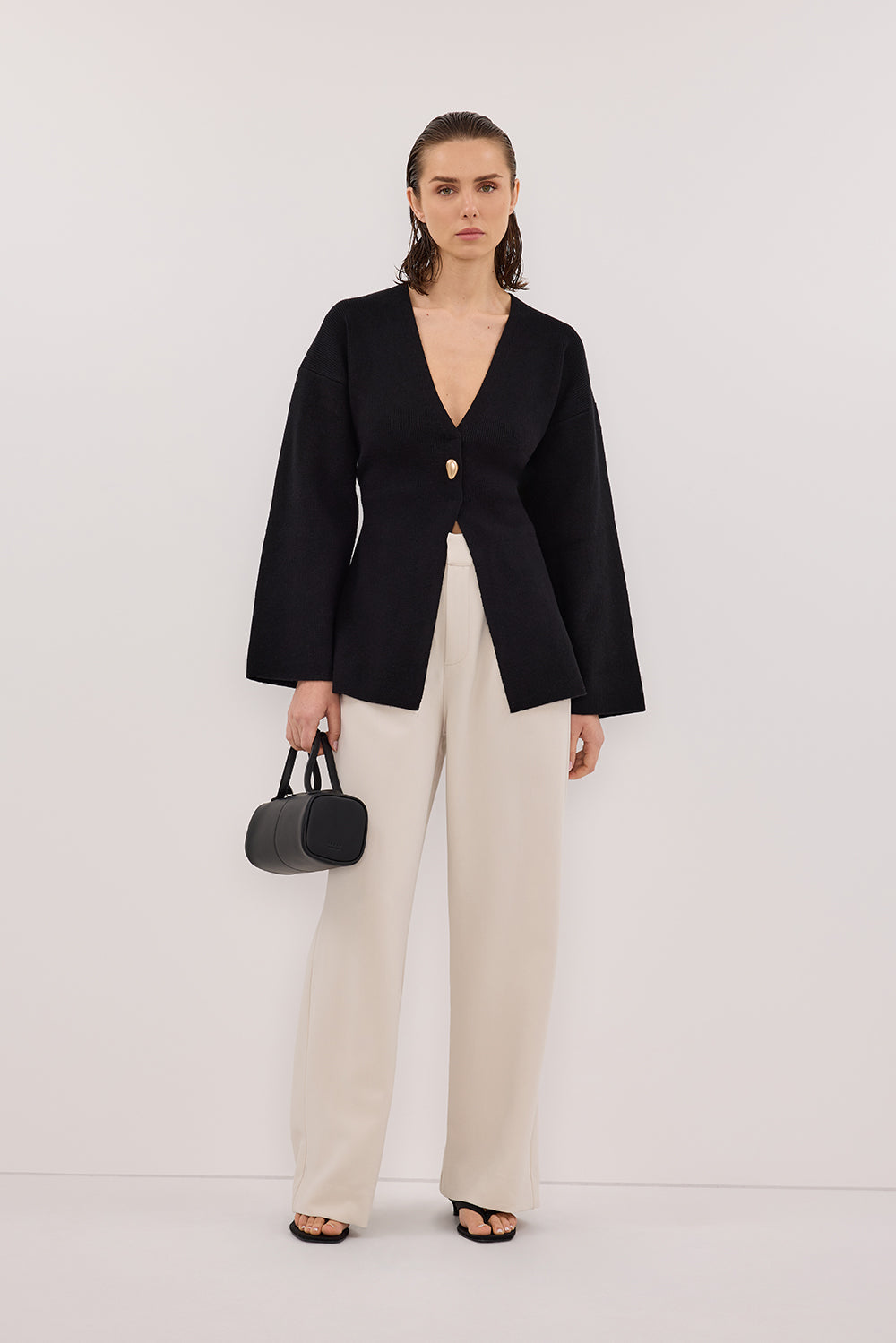 SCOUT BLACK LONG SLEEVE KNIT TOP