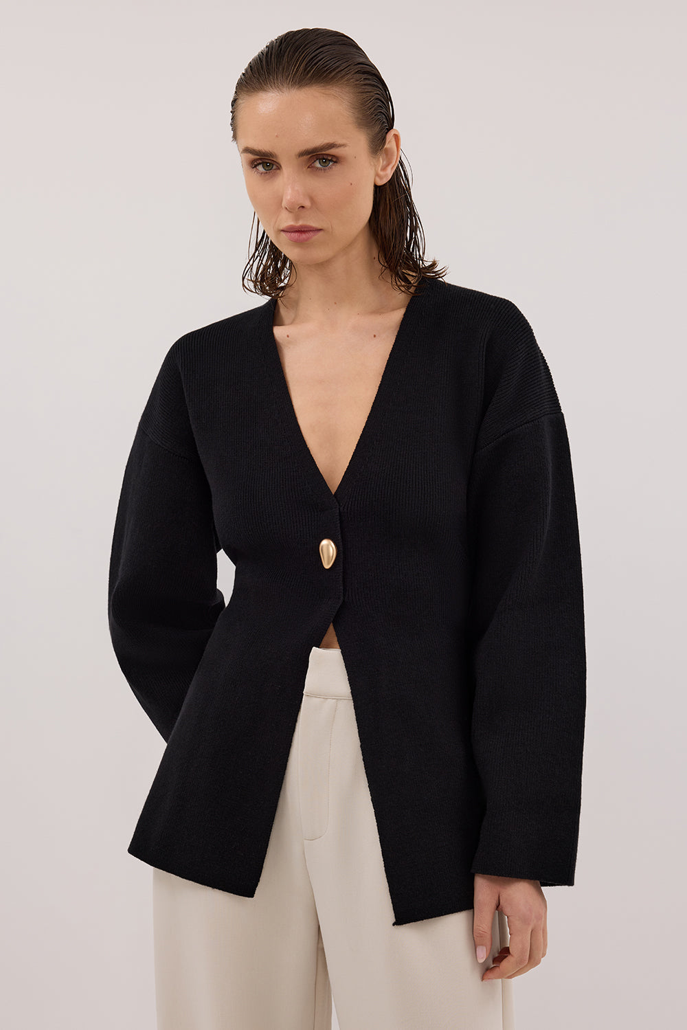 SCOUT BLACK LONG SLEEVE KNIT TOP