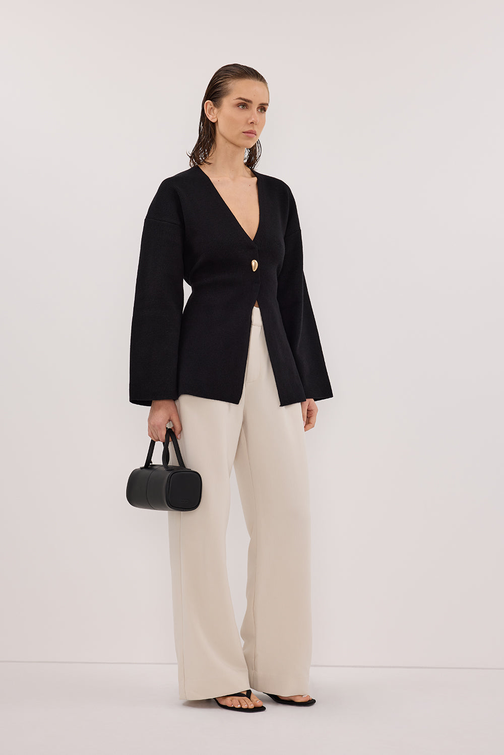 SCOUT BLACK LONG SLEEVE KNIT TOP