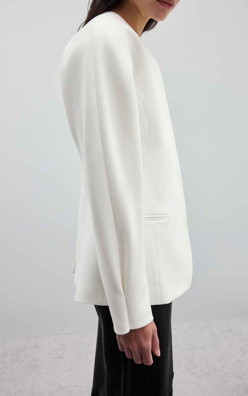 CLEO Collarless Blazer