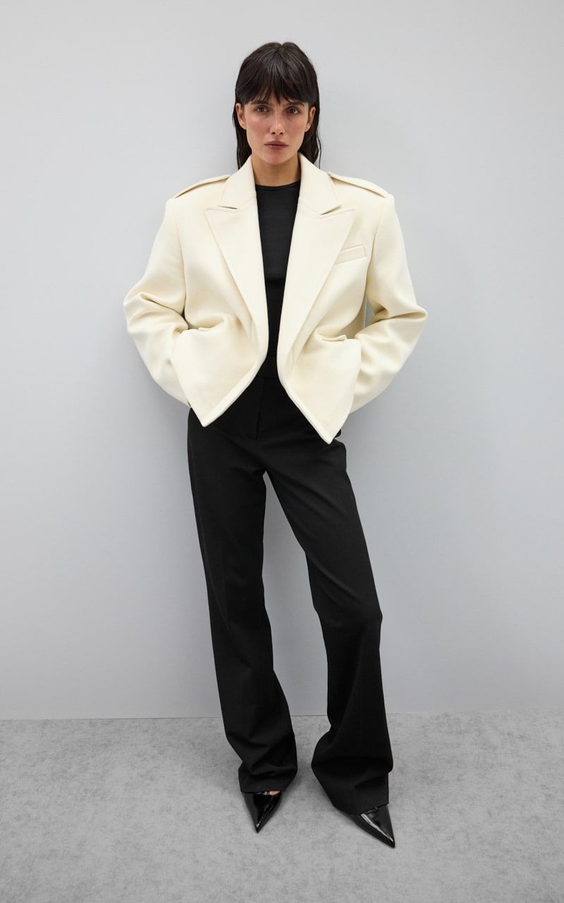 ARISS Cropped Woolen Coat